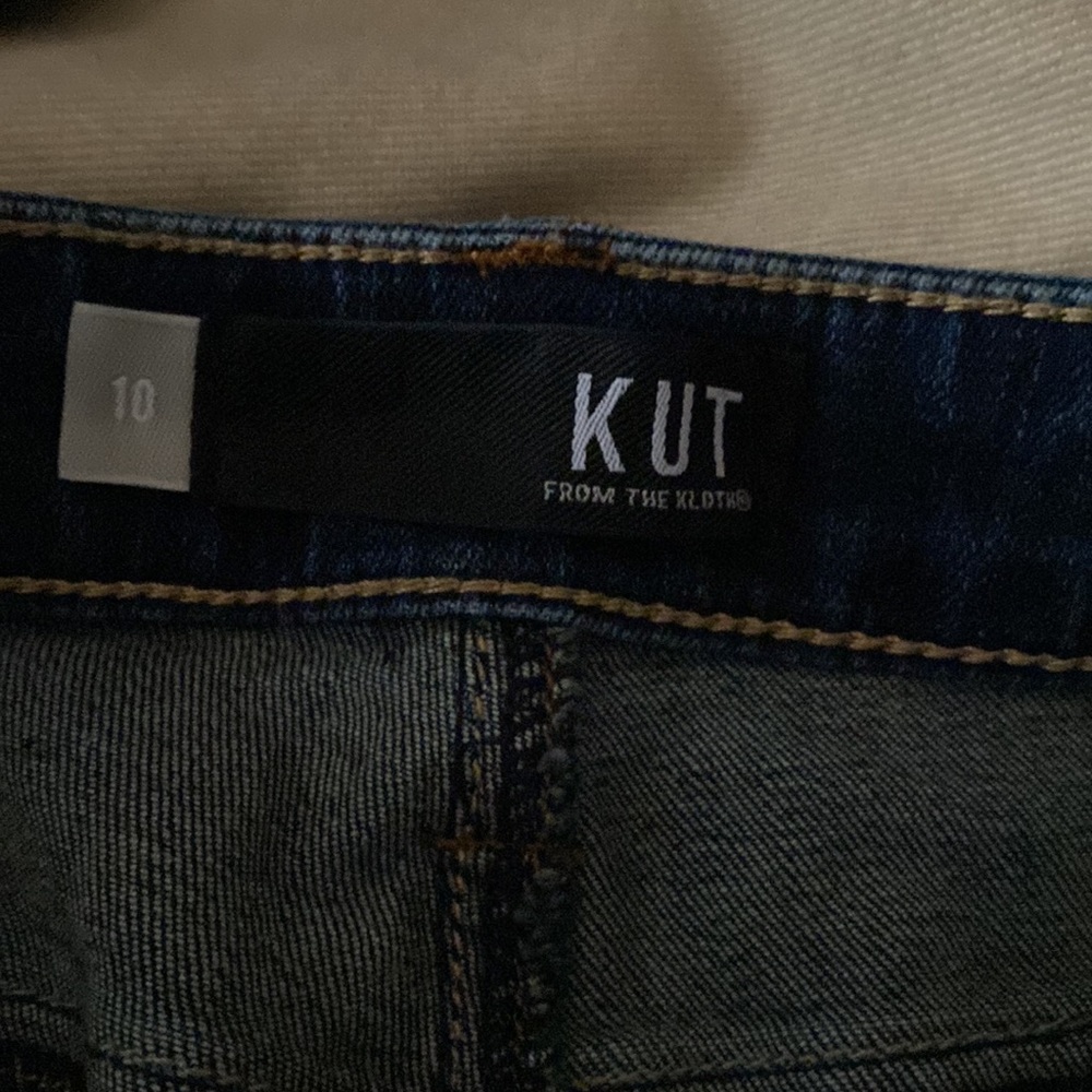 Kut from the Kloth Natalie Bermuda Denim Shorts - Picture 3 of 4